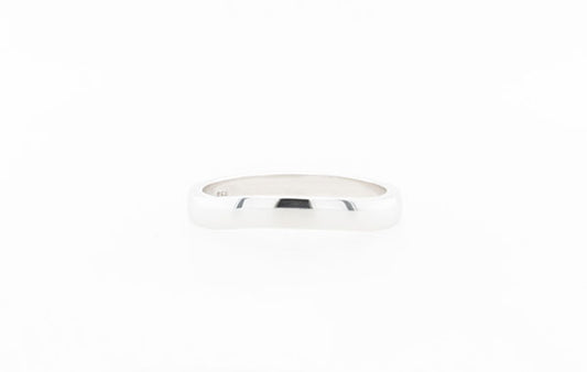 Wedding Ring 18W 2.8mm wide 1.4mm wall