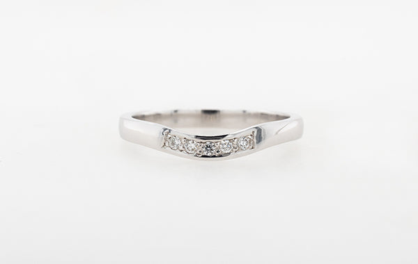 Wedding Ring Curved Diamond 18W 2