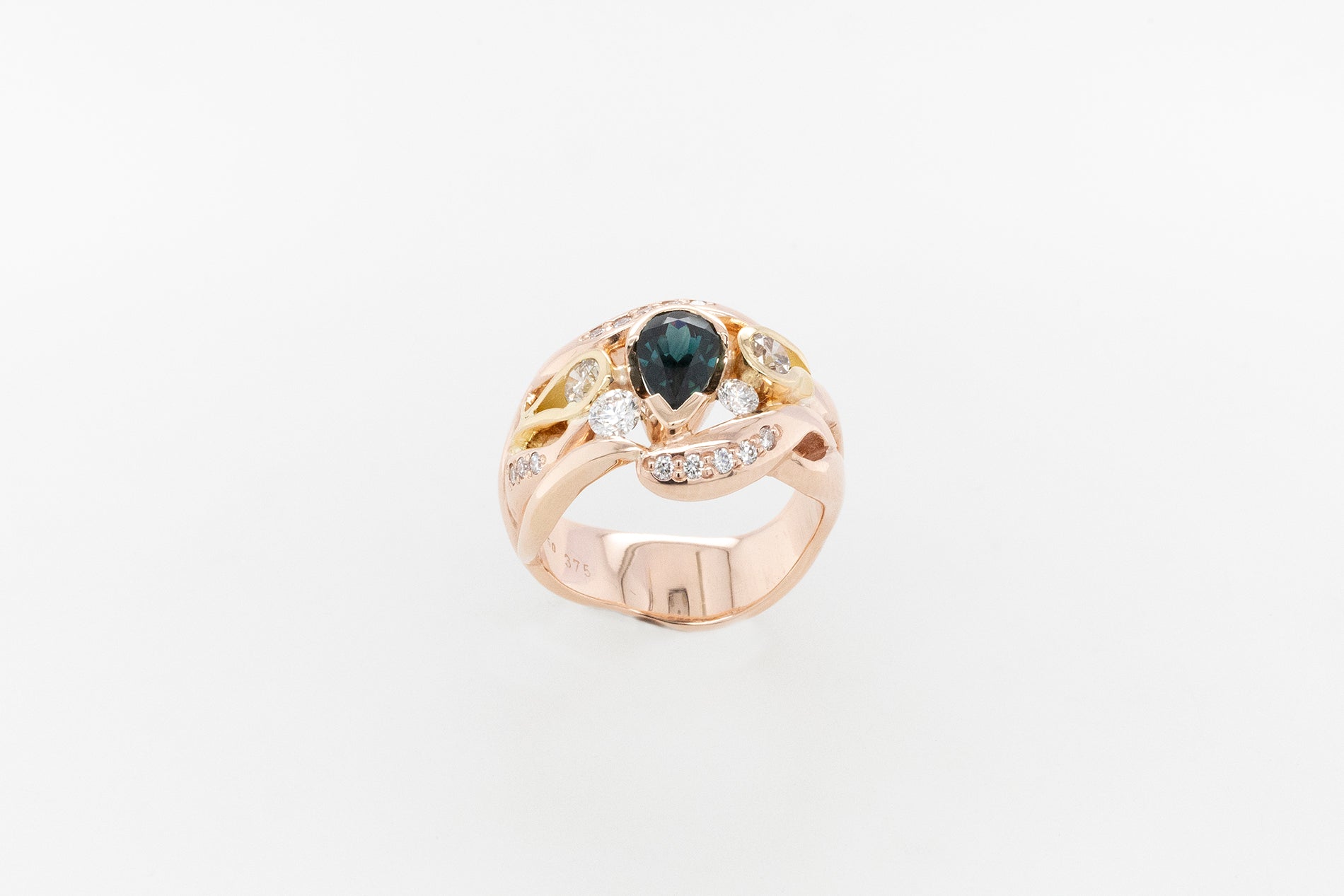 Australian Sapphire, Champagne & White Diamond Ring