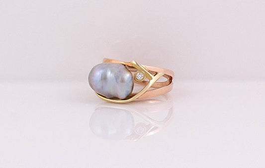 Keshi Pearl & Diamond Ring 