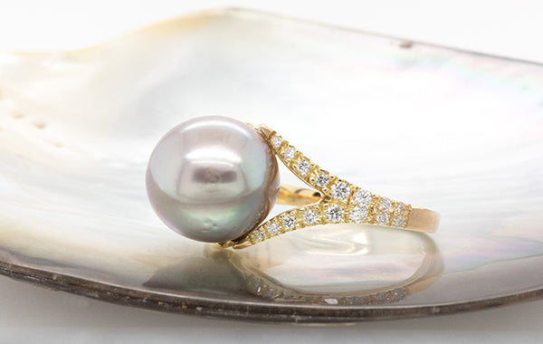 Pearl & Diamond Split Shank Ring