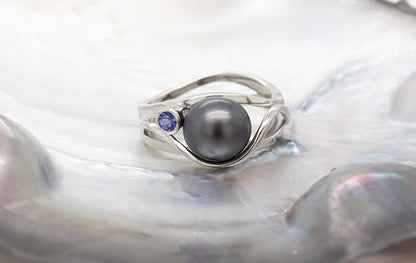 Pearl & Tanzanite Swirl Ring
