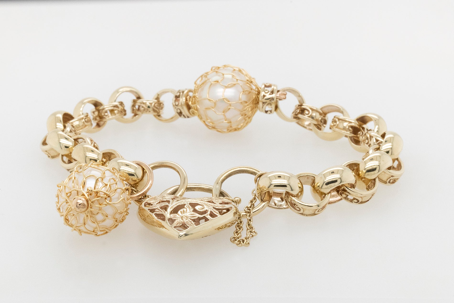 Pearl Knitted Heavy Belcher Bracelet