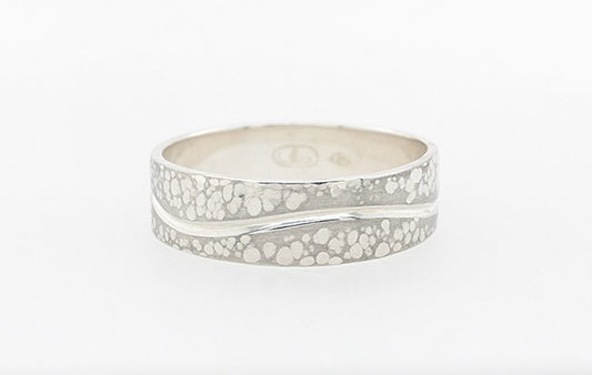 Wedding Ring SS Wave 7.5mm wide 1mm wall
