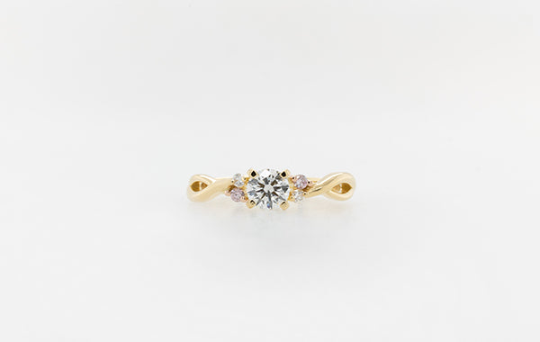 Engagement Ring 0.40ct G & 6PP Pink Diamonds