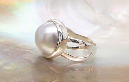 Mabe Penguin Ring