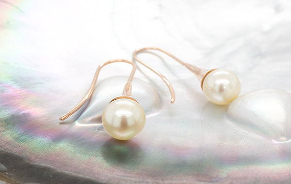 Pearl Flute Earrings, Akoya 7.4mm