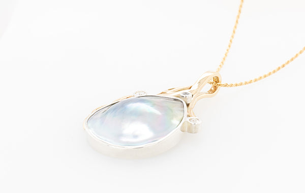 Mabe Diamond Vine Pendant
