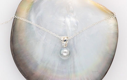 Pearl Pendant Twist Bale