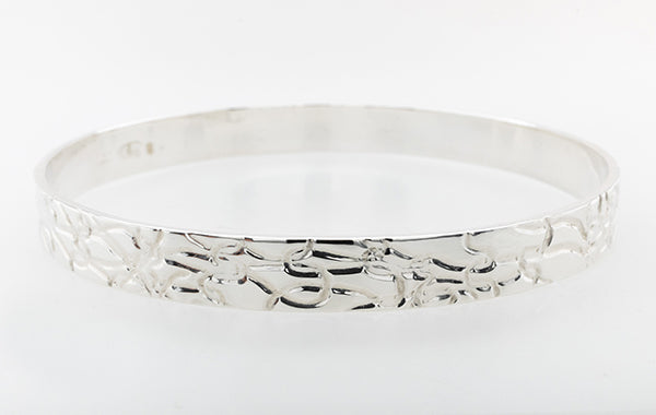 Embossed Bangle 7.65mm