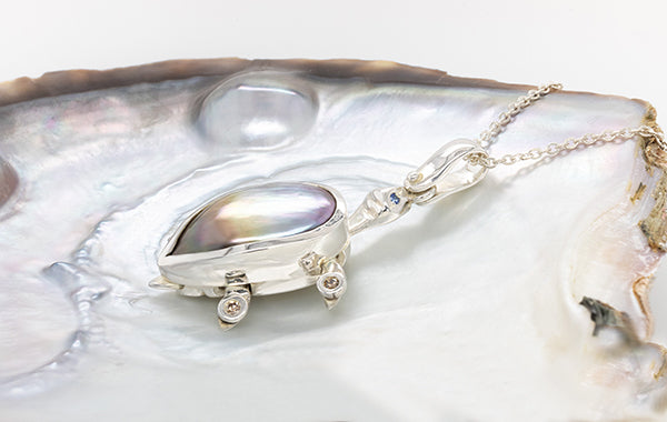 Turtle (Articulated) Mabe, Tanzanite and Champagne Diamond Pendant