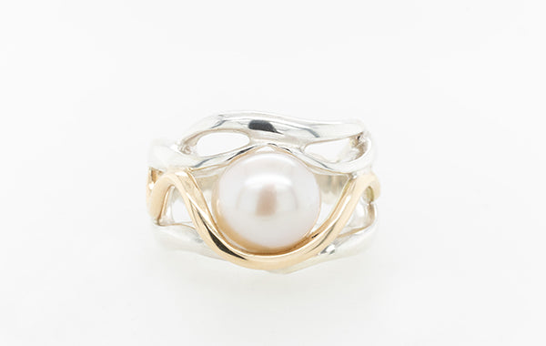 Akoya Pearl Two-Tone Swirl Ring