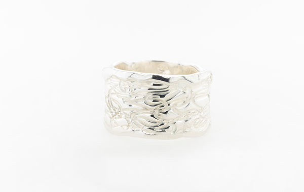 Embossed Molten Ring