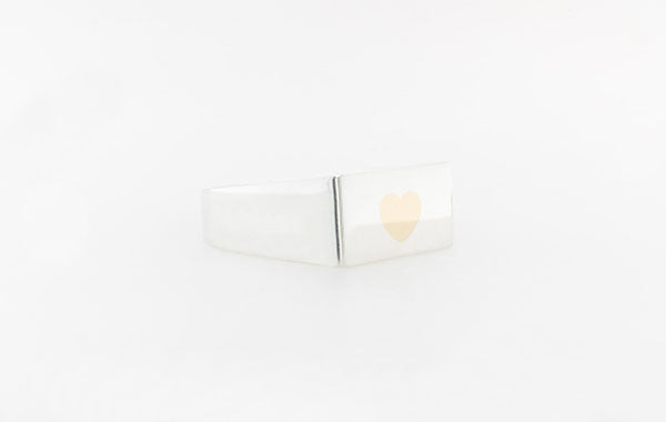 Signet Ring with Gold Heart Gents