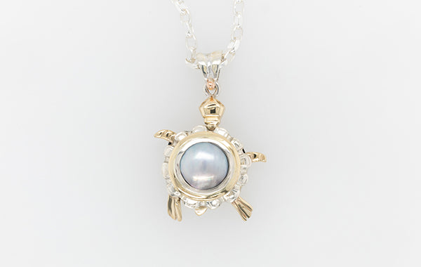 Turtle (Articulated) Mabe Two-Tone Pendant