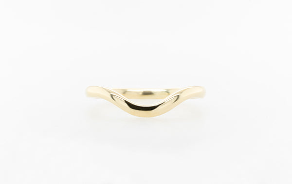 Fitted Wedding Ring Curved V