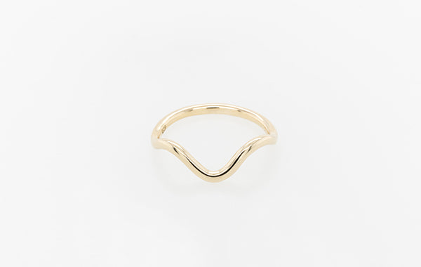 Gold V Curve Ring