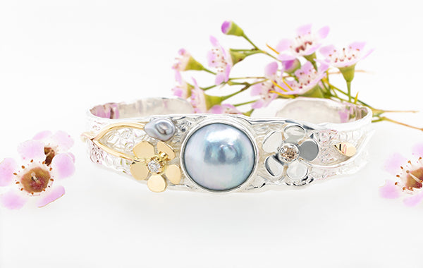 Geraldton Wax Mabe Cuff