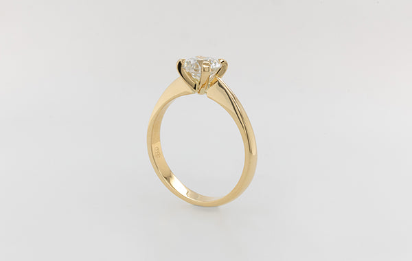 Engagement Ring 0.90ct Solitaire 