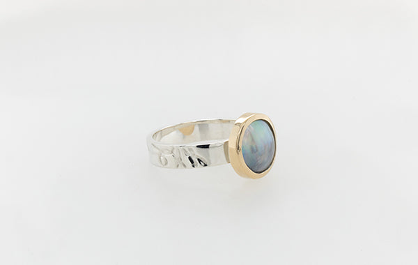 Mabe Embossed Two-Tone Ring