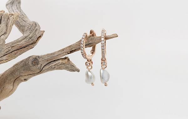 Diamond & Keshi Hugie Earrings