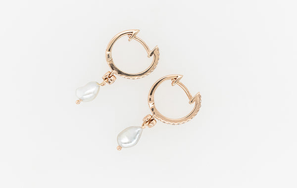 Diamond & Keshi Hugie Earrings
