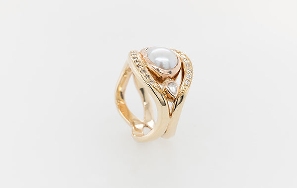 Akoya Pearl & Diamond Two Tone Ring