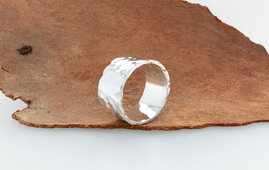 Wedding Ring Hammered Design