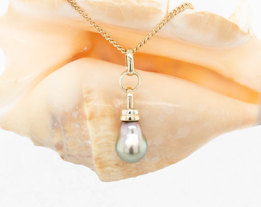 Abrolhos Island Two-toned Pearl Pendant 