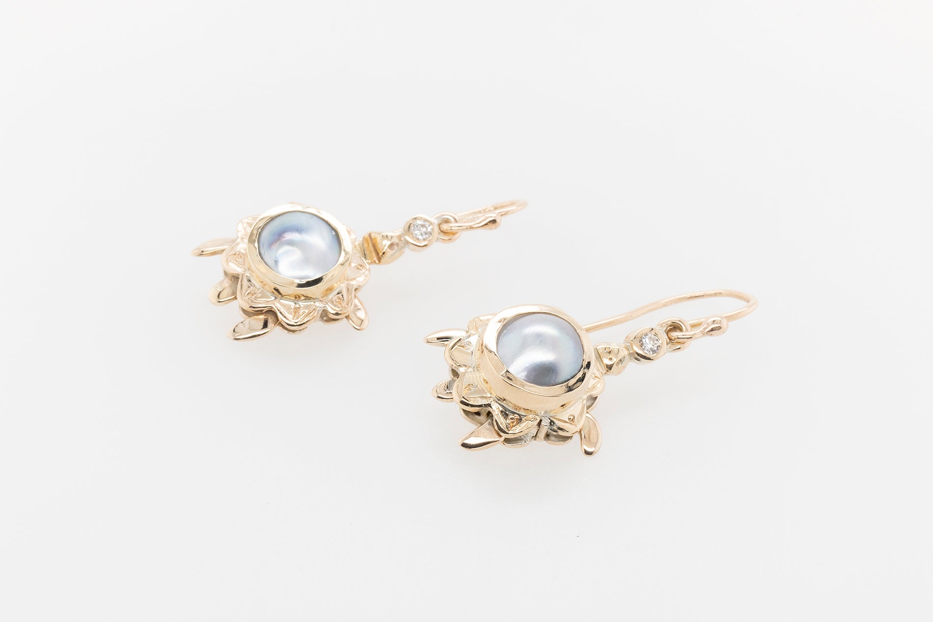 Turtle (Articulated) Mabe Diamond Earrings