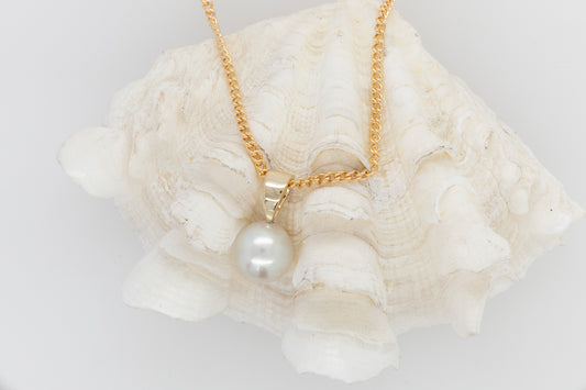 Pearl Pendant 10mm Akoya Pearl