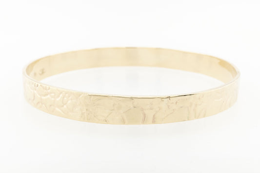 Embossed Bangle 7.65mm 2