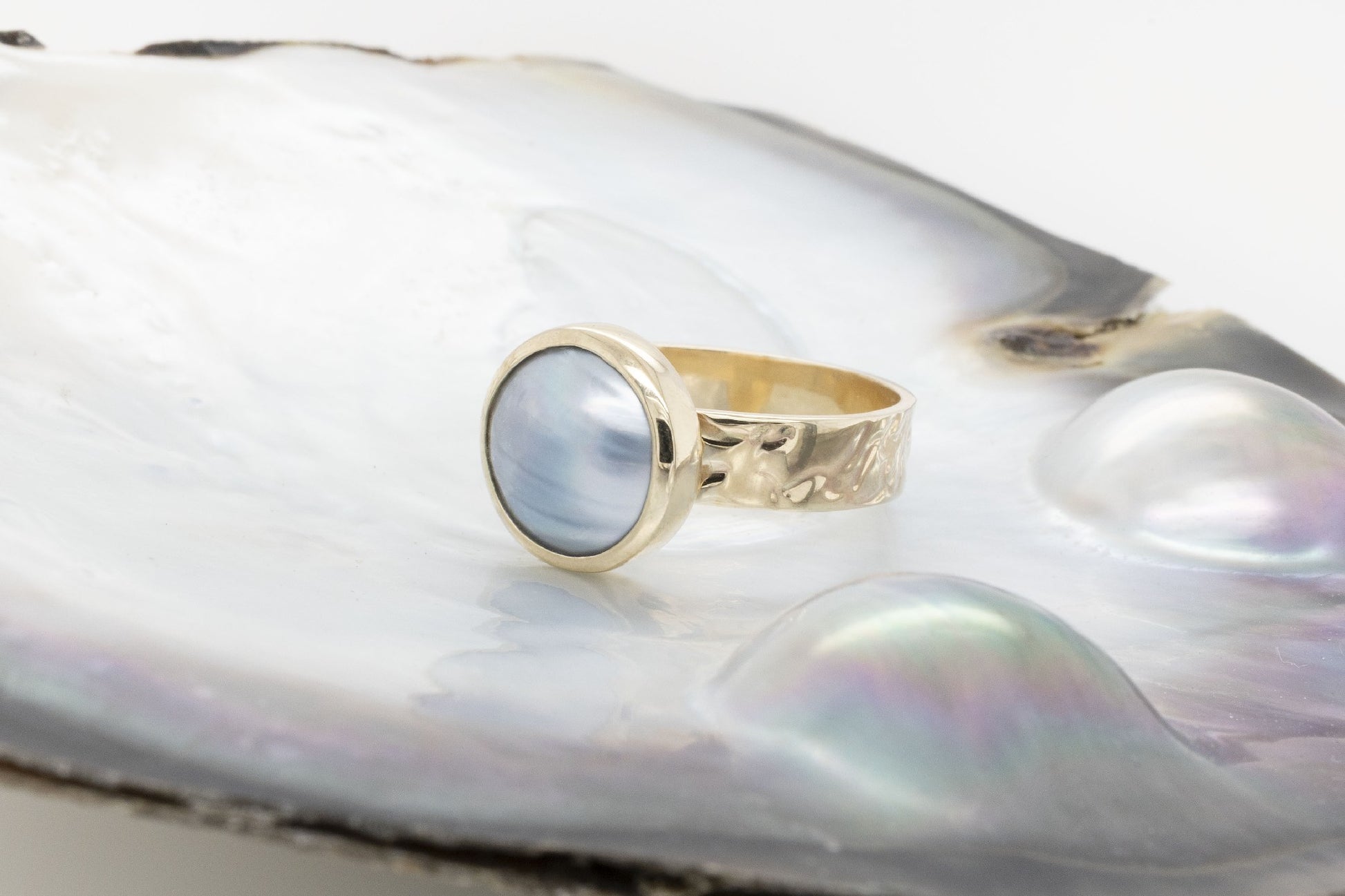 Embossed Mabe Ring Blue and Gold