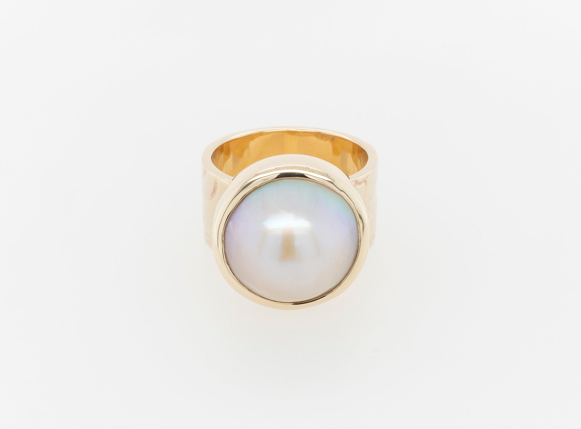 Thick Band Embossed Mabe Ring