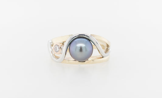 Pearl Swirl Diamond Ring