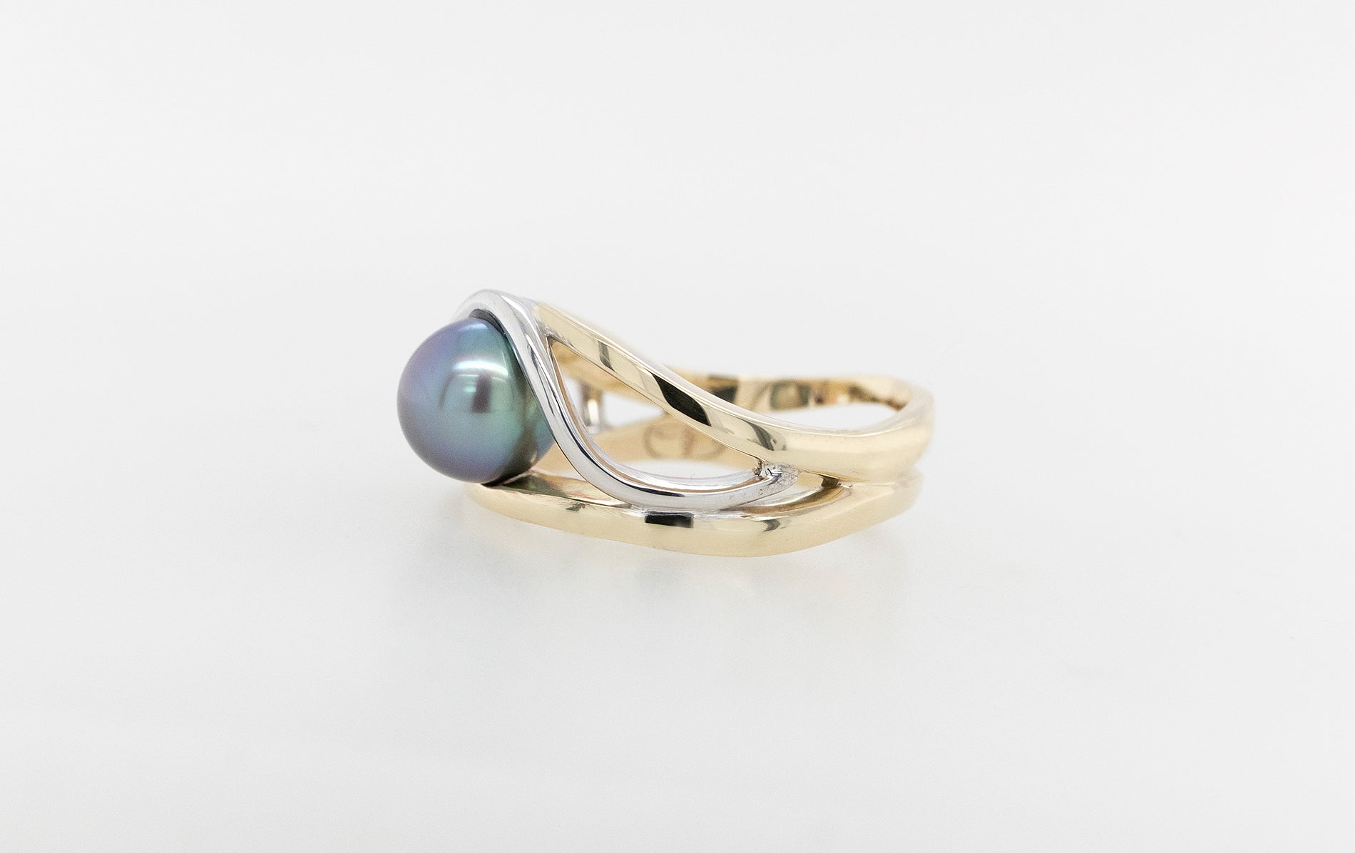 Pearl Swirl Diamond Ring