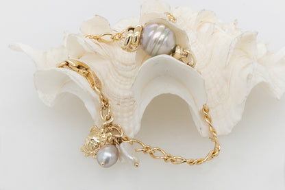 Fancy Link Turtle Bracelet with Abrolhos Circle & Keshi Pearl