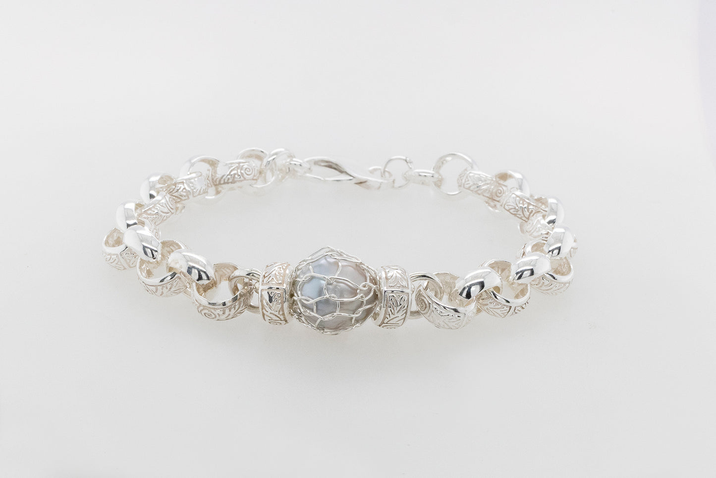French Knitted Pearl Chunky Bracelet