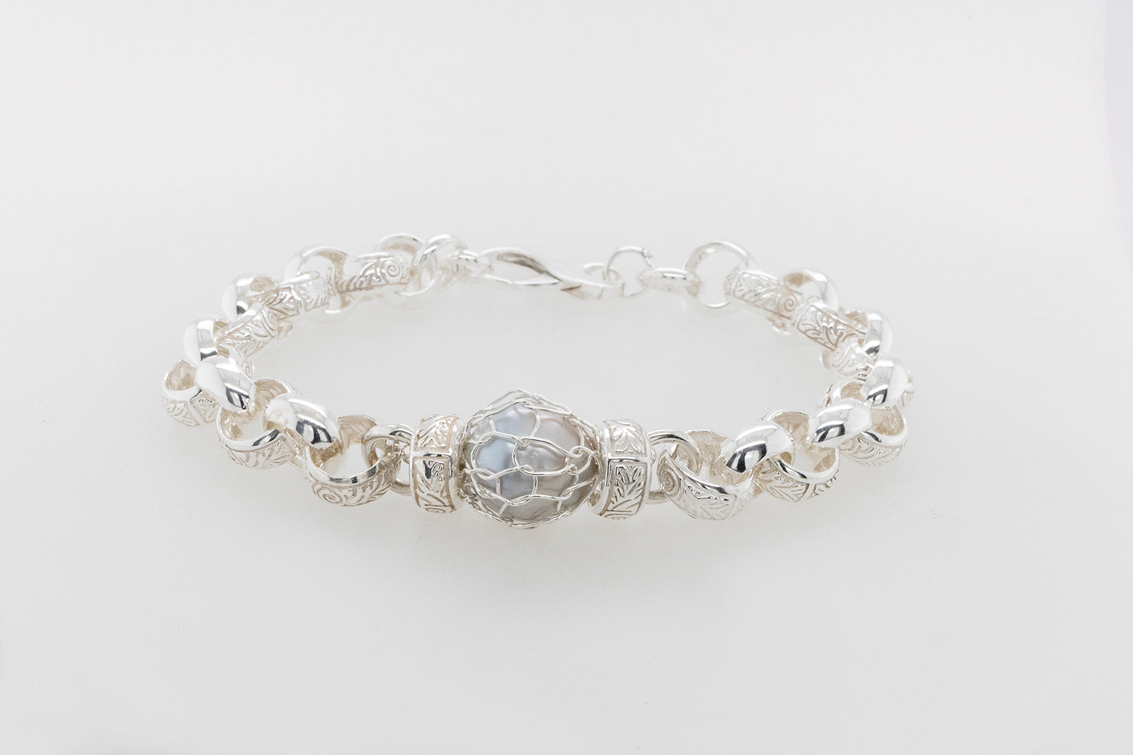 French Knitted Pearl Chunky Bracelet