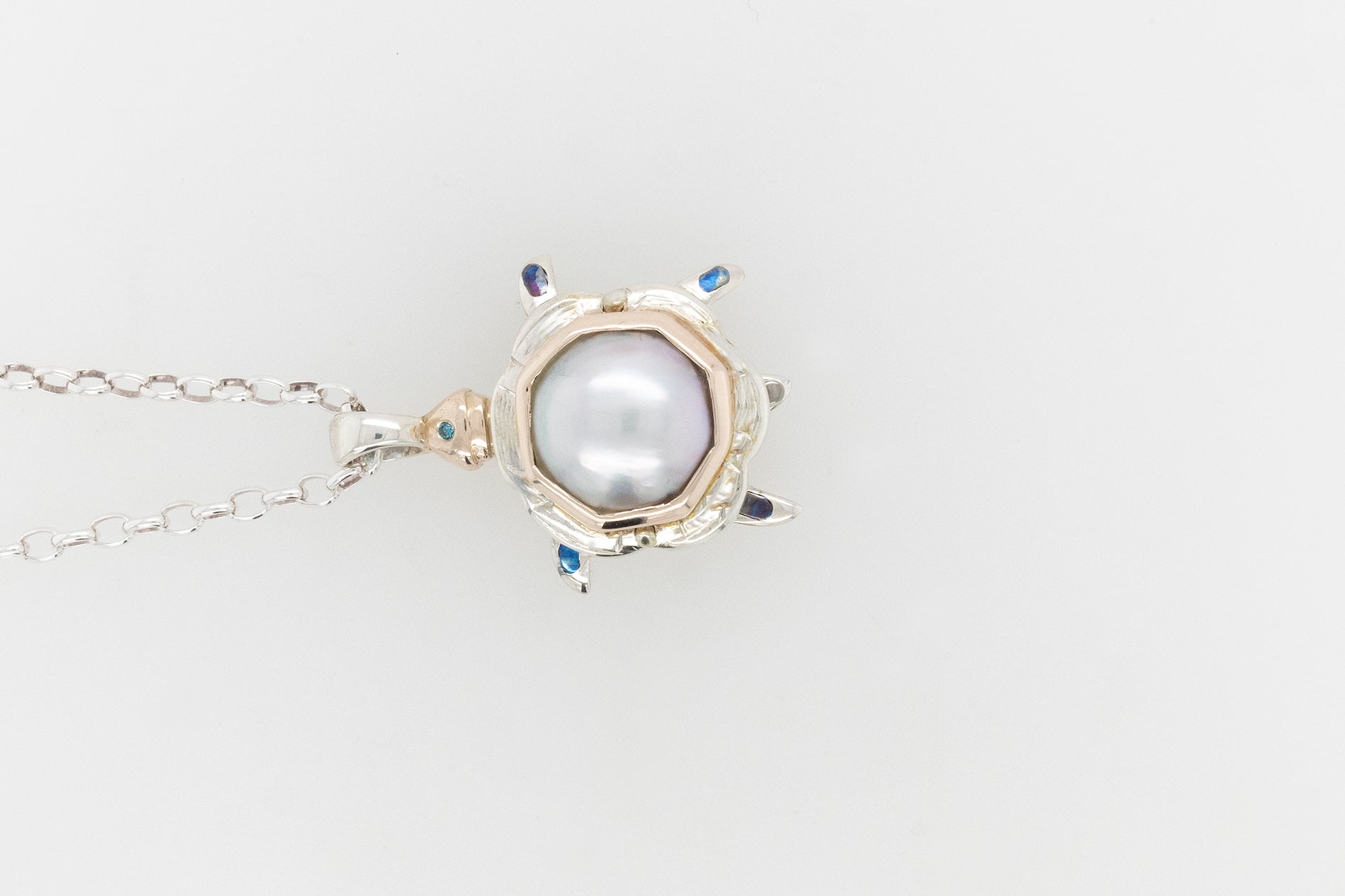 Abrolhos Islands Octagonal Mabe Pearl Turtle Pendant
