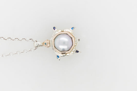 Abrolhos Islands Octagonal Mabe Pearl Turtle Pendant