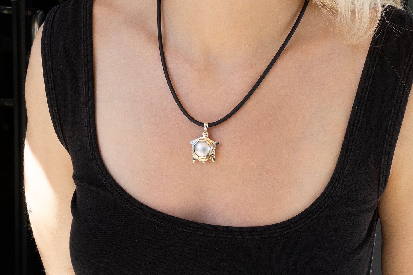Abrolhos Islands Octagonal Mabe Pearl Turtle Pendant
