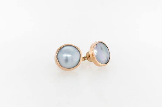 Abrolhos Mabe Stud Earrings