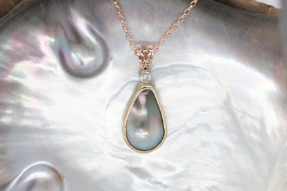Diamond Mabe Pearl Pendant