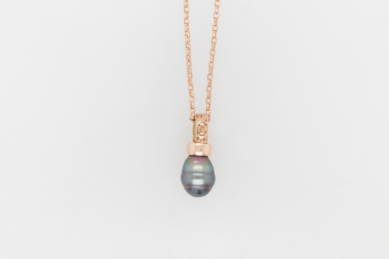 Abrolhos Islands Black Lipped Pearl Pendant 