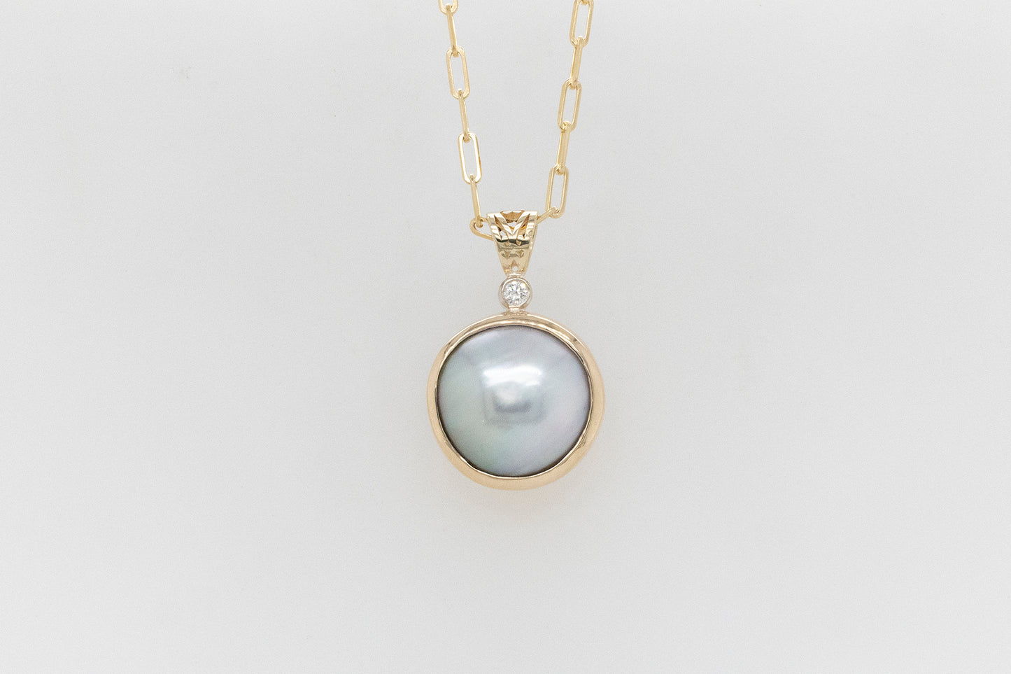Abrolhos Islands diamond and Black Lipped Mabe Pearl Pendant