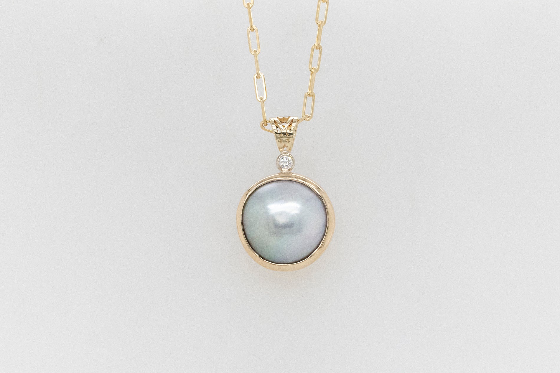 Abrolhos Islands diamond and Black Lipped Mabe Pearl Pendant