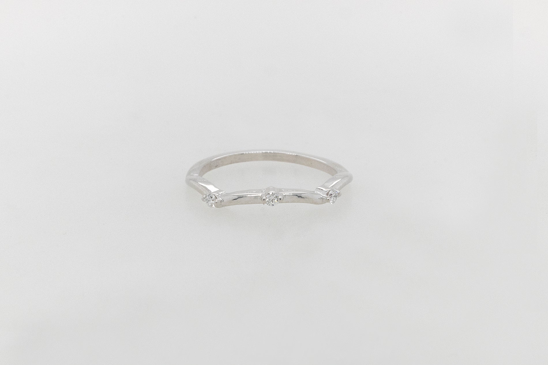 Wedding Ring White Gold 3 Diamonds