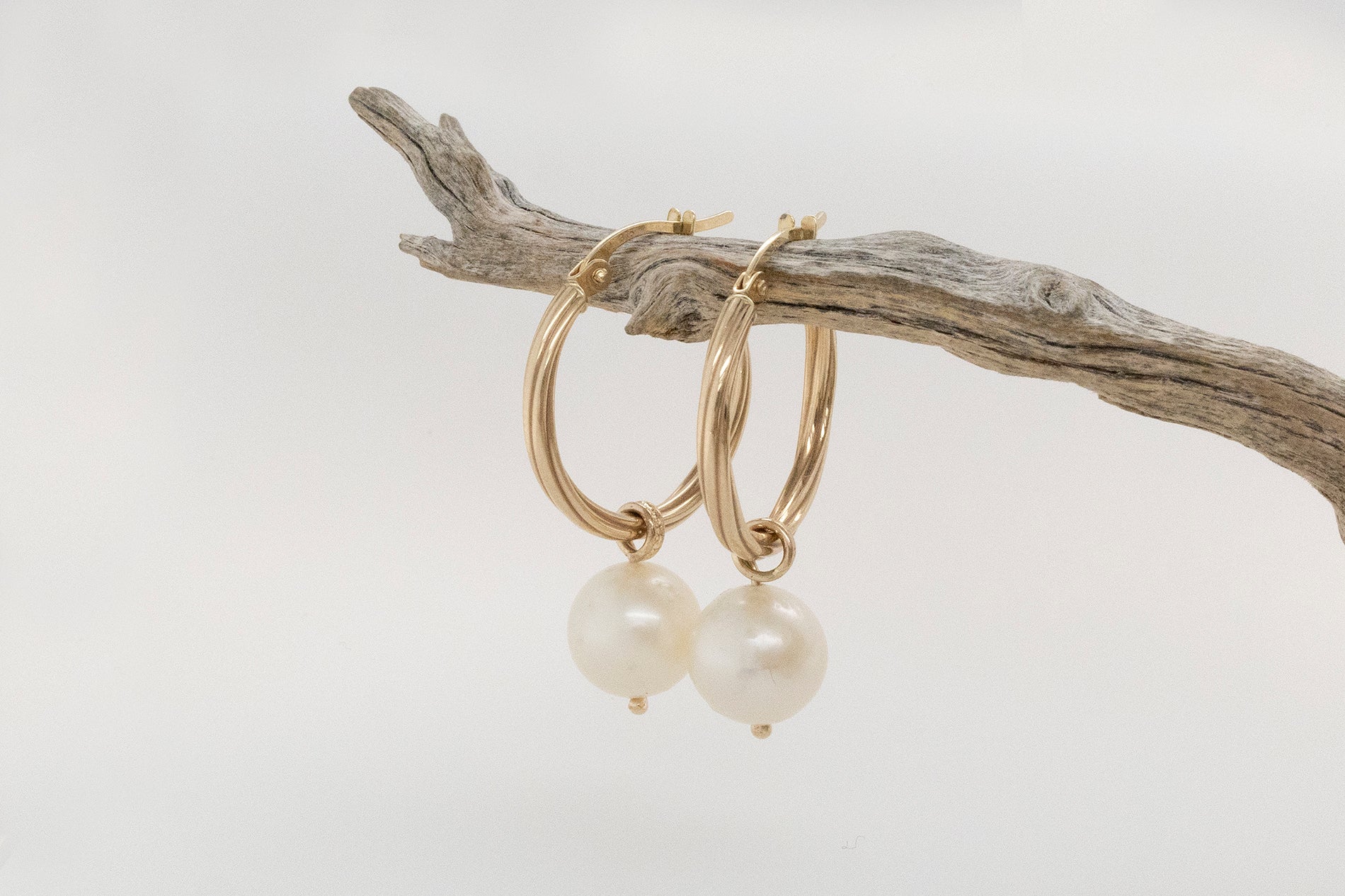 Abrolhops Pearl Hoop Earrings