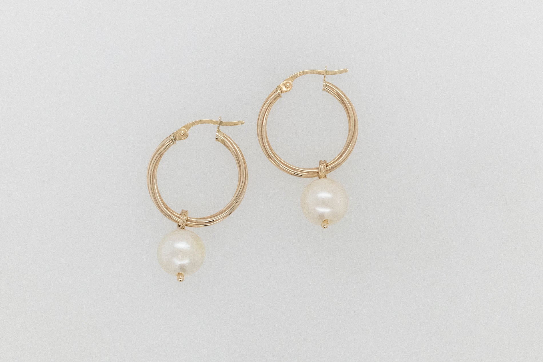 Abrolhops Pearl Hoop Earrings
